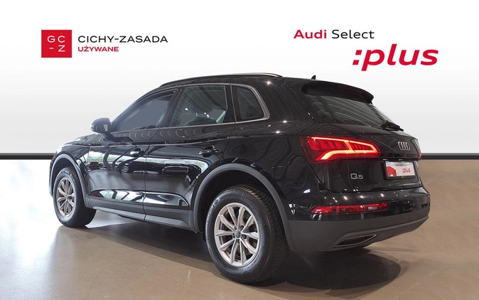 Audi Q5 cena 139900 przebieg: 104283, rok produkcji 2019 z Warszawa małe 379